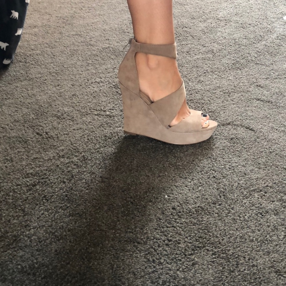 Steve Madden wedges BRAND NEW😍